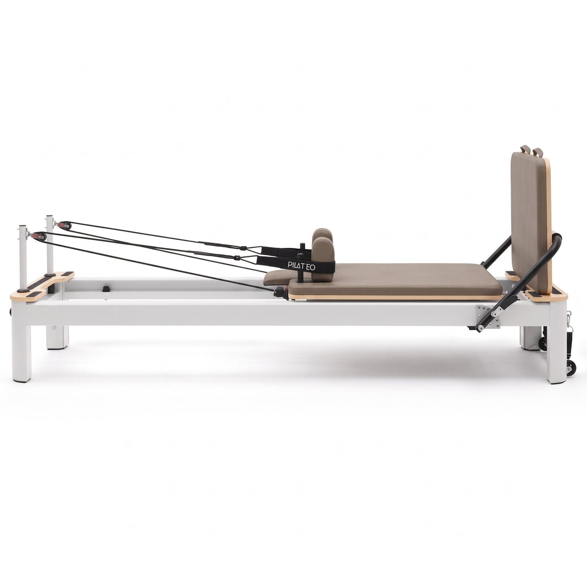 Pilates Reformer Studio Aluminium, rivestimento tortora – vista laterale con schienale