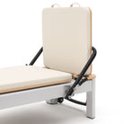 Pilates Reformer Studio Aluminium, rivestimento bianco latte – barra piedi e schienale
