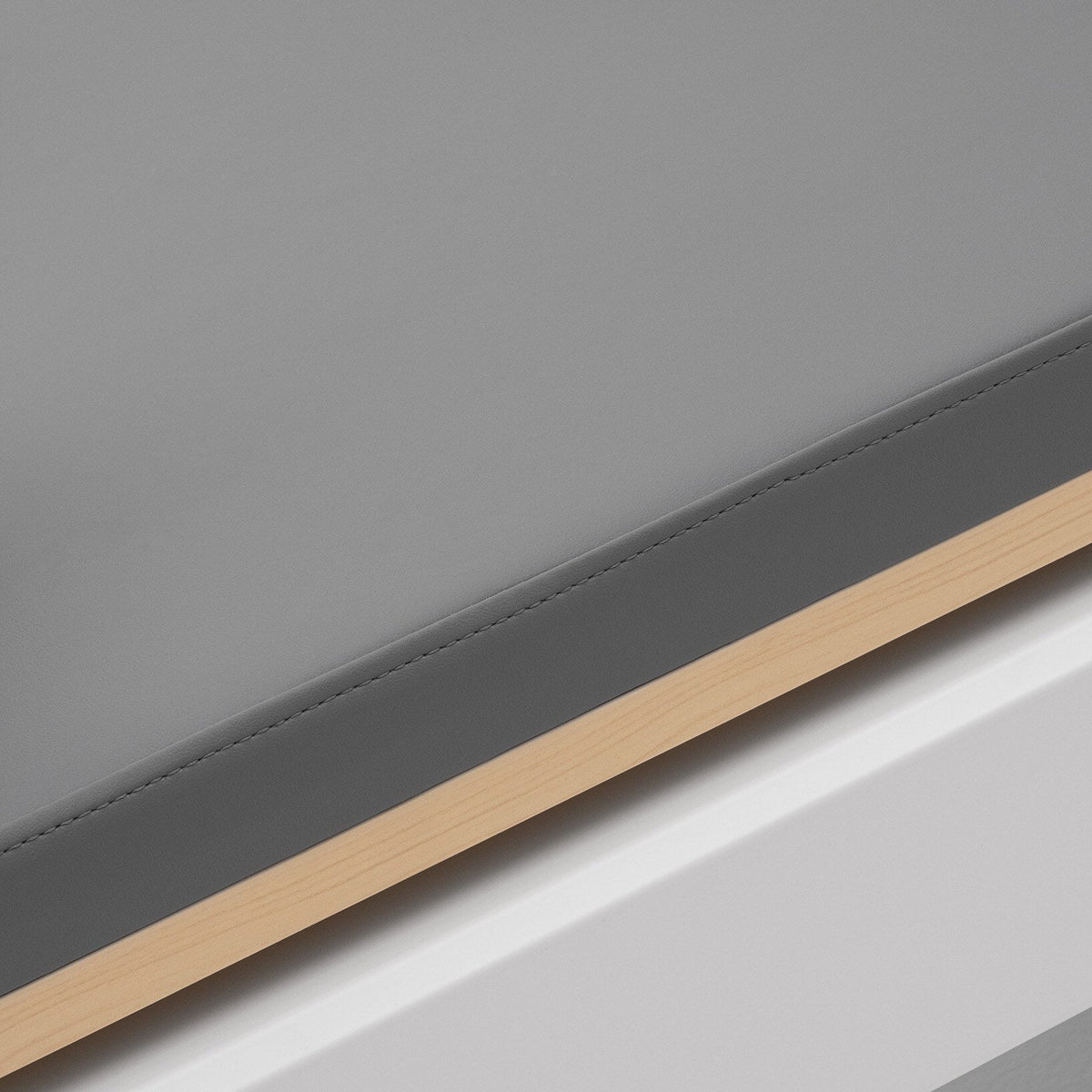 Pilates Reformer Studio Aluminium, rivestimento blu grigio – telaio in alluminio e rivestimento in similpelle vegana