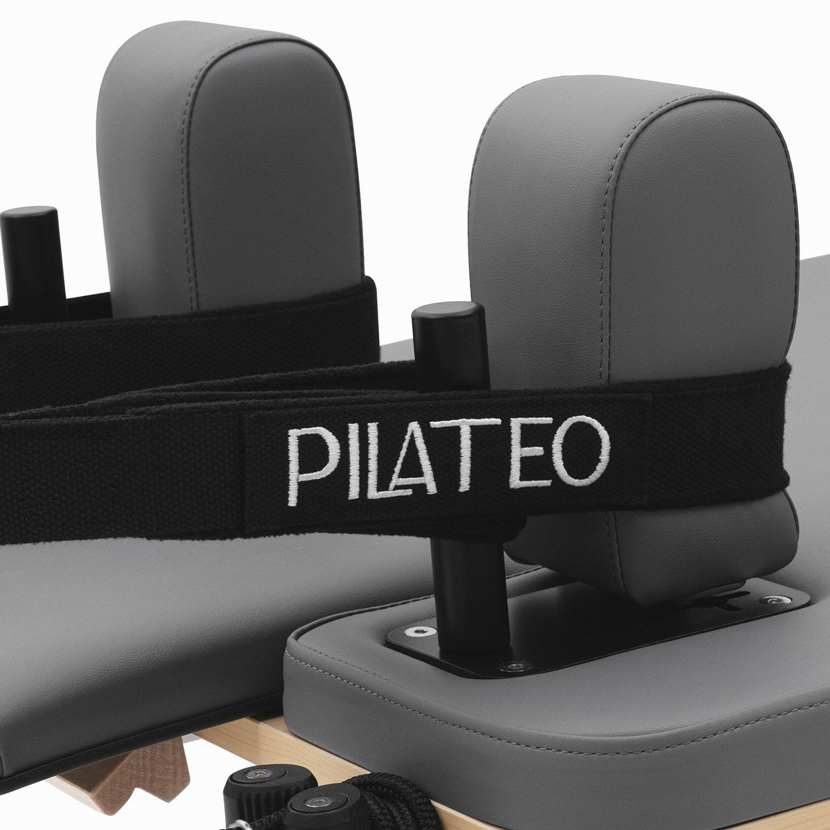 Pilates Reformer Studio Aluminium, rivestimento blu grigio – cinghie Pilateo