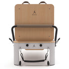 Pilates Reformer Studio Aluminium, rivestimento tortora – vista frontale con jumpboard