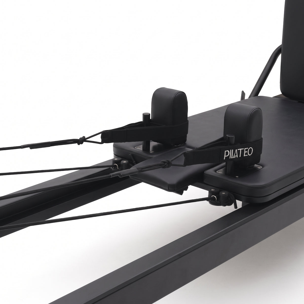 Pilates Reformer Studio Aluminium total black – carrello con poggiaspalle
