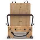Pilates Reformer Studio Classic, telaio in rovere, rivestimento moka – vista frontale con jumpboard