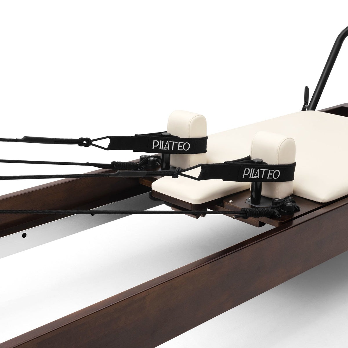 Pilates Reformer Studio Prestige, rovere finitura noce, rivestimento bianco latte – poggiaspalle e cinghie