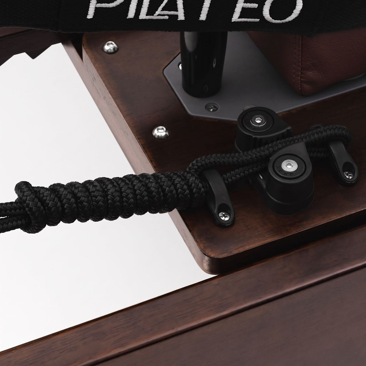 Pilates reformer Prestige bordeaux, fermacorde