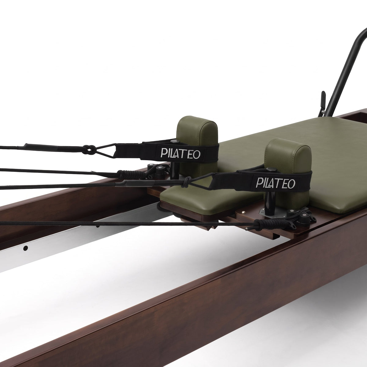 Pilates Reformer Studio Prestige, rovere finitura noce, rivestimento oliva – poggiaspalle e cinghie