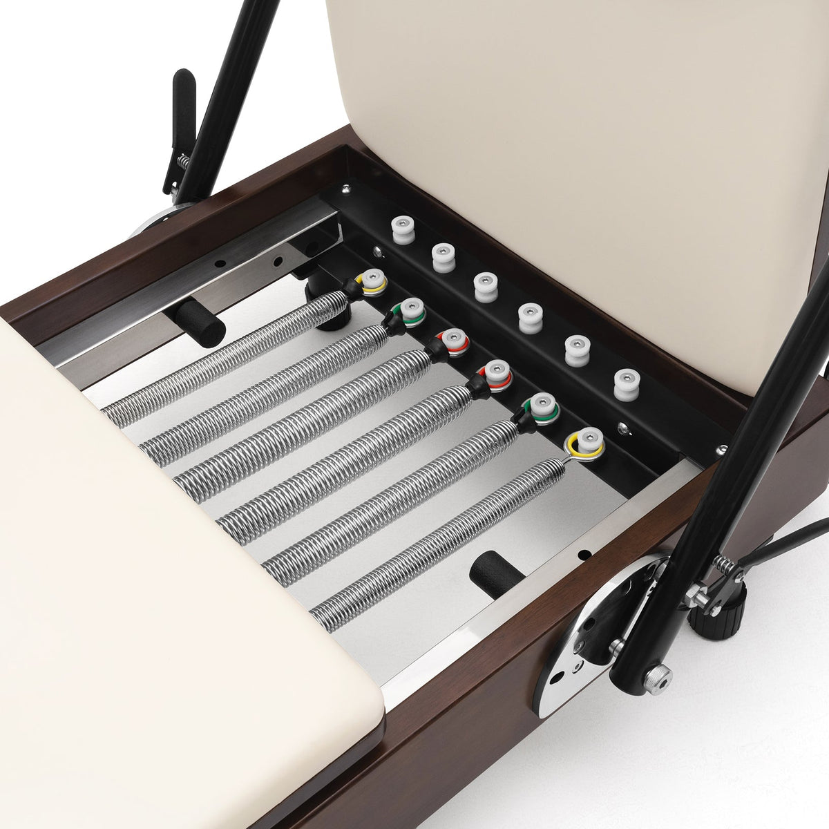 Reformer Pilates pieghevole Flexi, legno espresso fumé, rivestimento bianco latte – molle e barra piedi